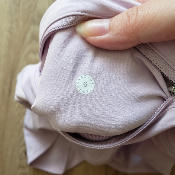 Lululemon Run Times Short II - Picture 4 of 4